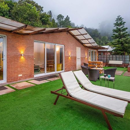 Stayvista At Oberoi'S Chalet Bhimtal Bagian luar foto